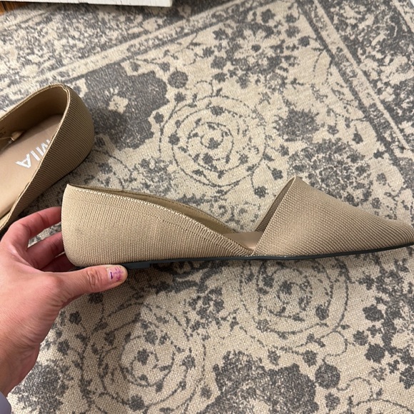 MIA Knit Dark Sand Pointy Flats size 8 NWT - Picture 5 of 8